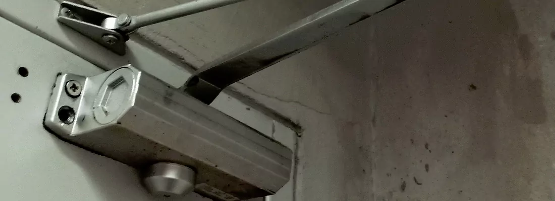 Door Closer Adjustment in Oak Ridge, FL