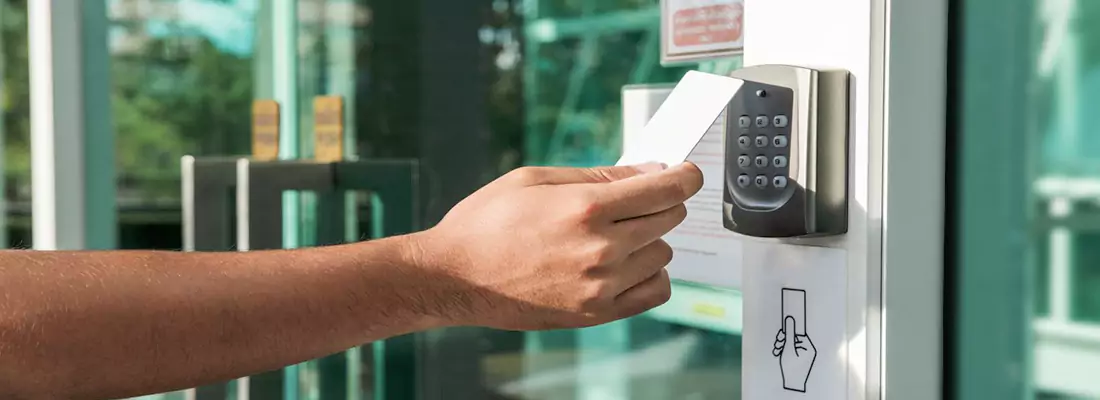 The Best Access Control Features for Properties in Oak Ridge, FL